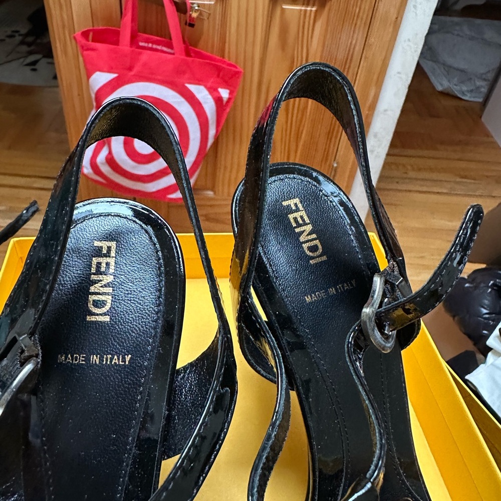 Fendi Black Patent Leather Heeled Sandals with Tortoiseshell Buckle - Picture 8 of 9